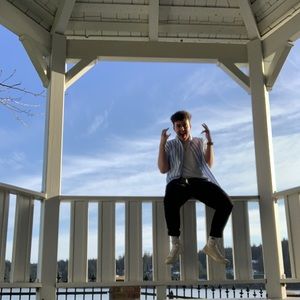 Meet your Posher, Daniel